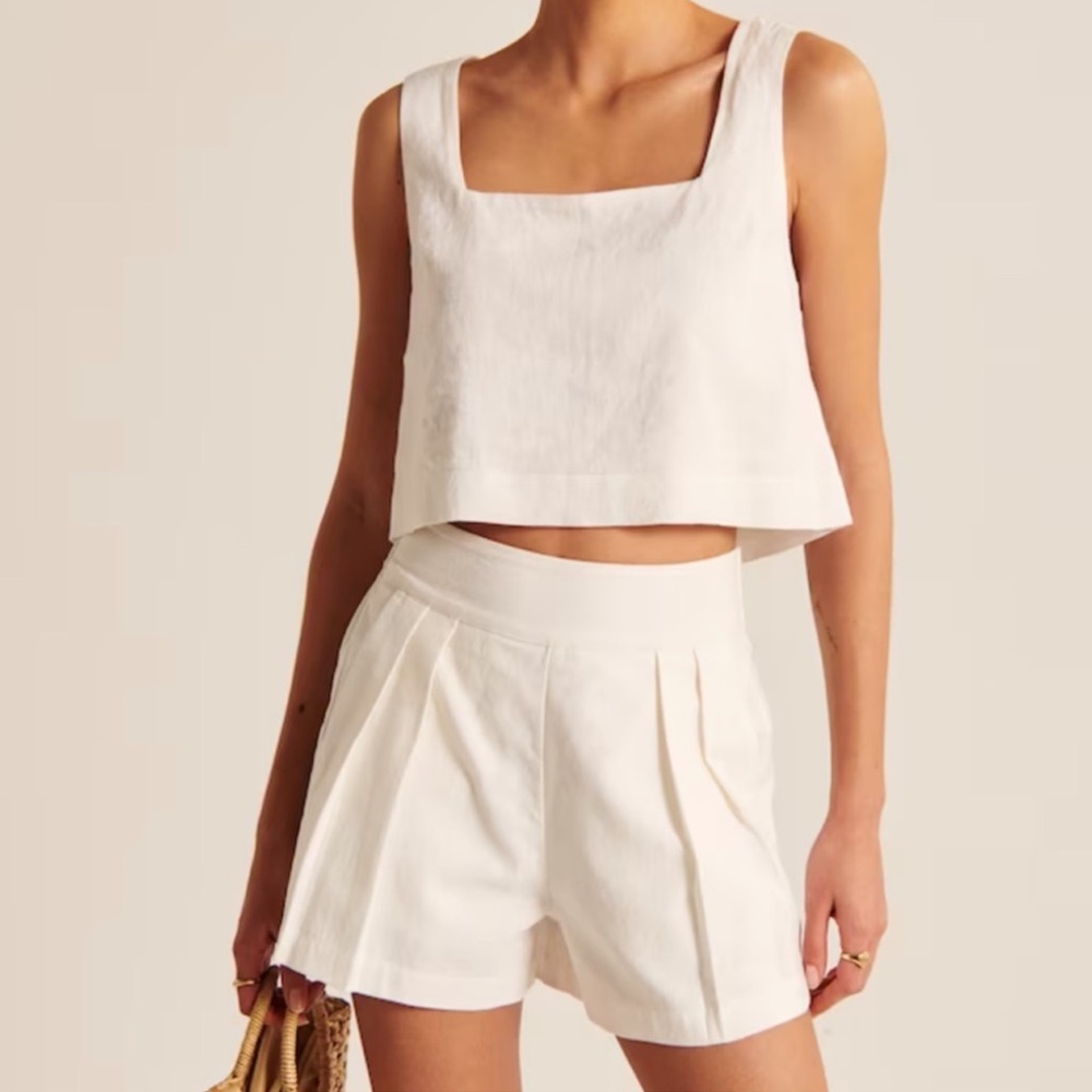 Abercrombie white Medium linen blend pull on ultra high rise shorts and top set